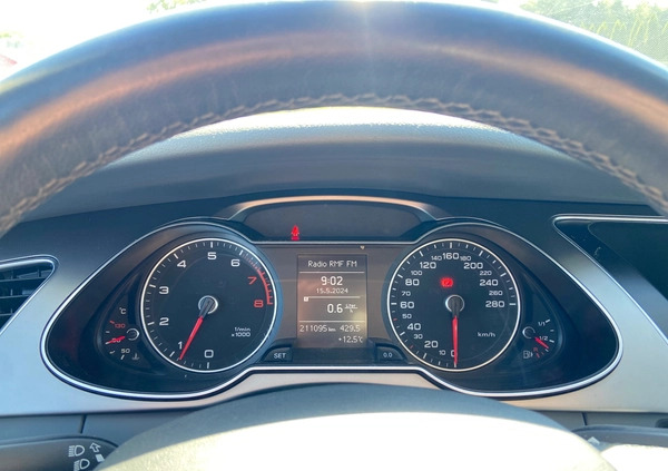 Audi A4 cena 39800 przebieg: 211000, rok produkcji 2013 z Grójec małe 121
